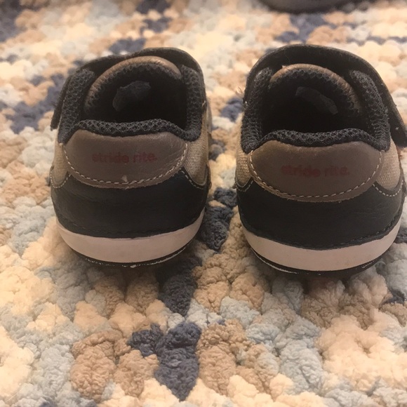 Stride Rite first walkers - Picture 3 of 6